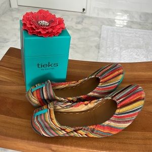Tieks Vegan Sunset Stripe size 9